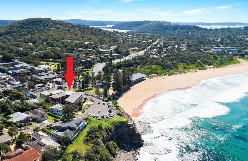 Avalon Beach Apartment | Avalon Beachside Apartment Pool Beach Access