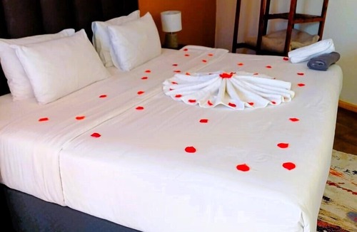 Hekpoort Bed & Breakfast | Avela Lodge