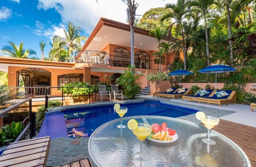 Manuel Antonio House | Award Winner: TripAdvisor's Luxury 'Top Vacation Rental'- Walk to Beach and Park