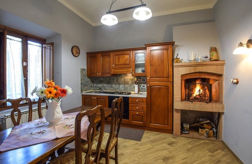 Stia Apartment | Awesome apartment in Papiano with WiFi