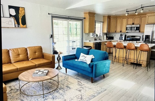 West Hills House | Awesome House w/Heated Pool