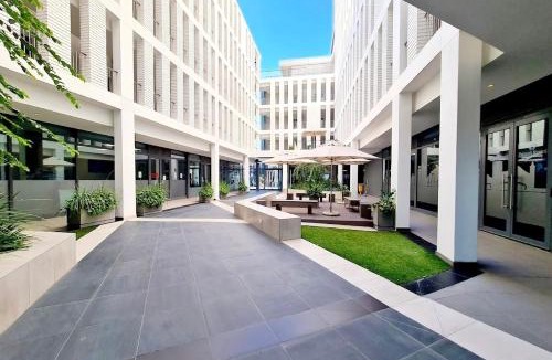 Century City Apartment | Axis-Luxury Two Bedroom with Ocean and Mountain views