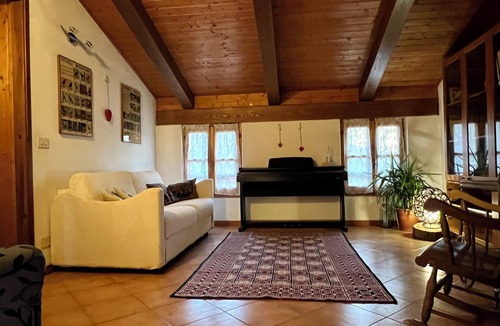 Langhirano Bed & Breakfast | "B&B Casa dei Cuori Natura, Silenzio, Relax a 550m di quota"
