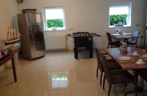 Almere Stad Bed & Breakfast | B&B Het Witte Huis