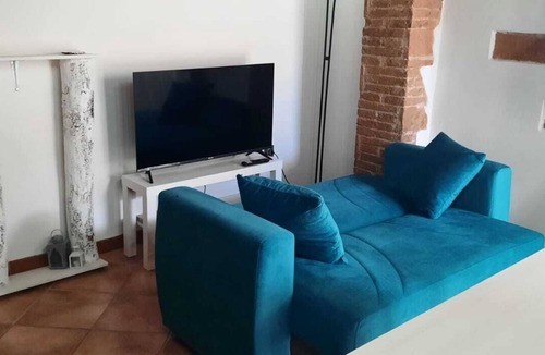 Lari Bed & Breakfast | B&B L'angolino Two-room apartment with kitchen in Tuscany