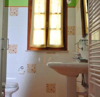 Fornovo di Taro Bed & Breakfast | B&B La vecchia quercia Home Restaurant