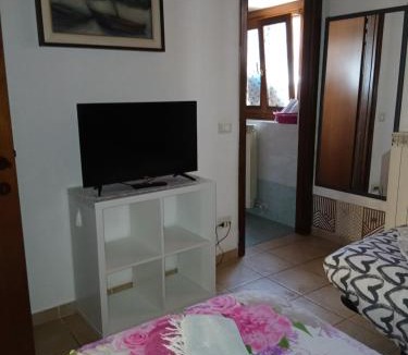 Vaprio d'Adda Bed & Breakfast | B&B Mirna - Piccolo Appartamento