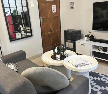 Greater Johannesburg Metropolitan Area House | B-Hive at Devland Room 3