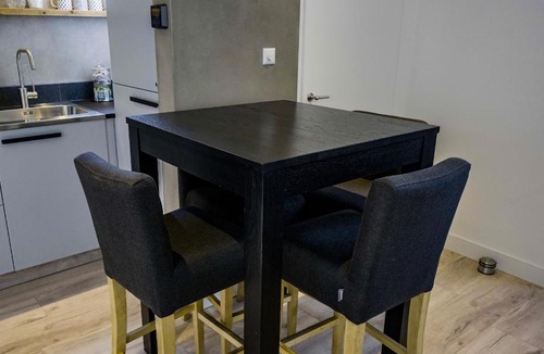 Alkmaar Apartment | Backyard