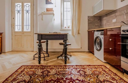 Csarnok negyed Apartment | Bacso H1 · Quiet studio in the heart of Budapest - CENTER