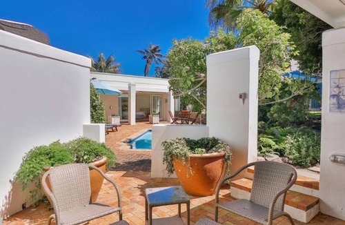 Westcliff Apartment | Balencay - Near Cliff Paths Sparkling Pool