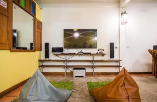 Bangkok City Centre Hostel | Banthat Thong Hostel