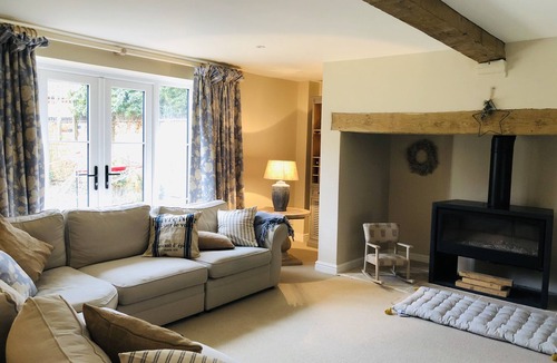 Long Marston House | Barn Conversion on the Edge of the Cotswolds. Cycle Route to Stratford Upon Avon