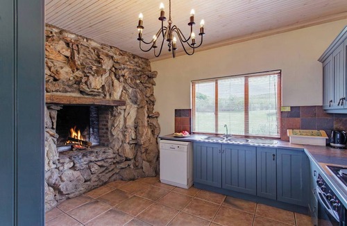 Bot River Villa | Barton Blue Crane near Hermanus Pool & Hot Tub