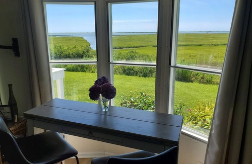 Assateague Pointe House | Bayfront cottage offers amazing views of the water and Assateague Island
