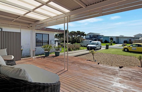 Tomakin House | beach baby