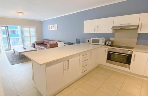 Muizenberg House | Beach Stays Apartment