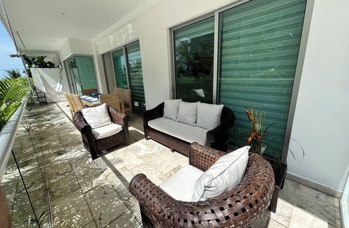 La Boquilla Apartment | Beachfront Bliss-2BR Haven Steps from Sandy Shores