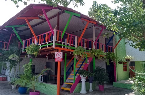 Crespo Cabin | Beachfront cottage- north of cartagena-ideal for family-comfort and relaxation