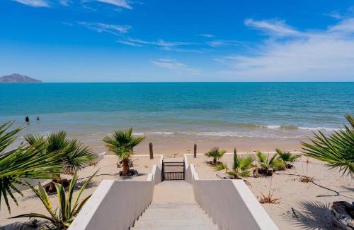 Villas de Las Palmas House | Beachfront condo for rent in Villas de Las Palmas, San Felipe
