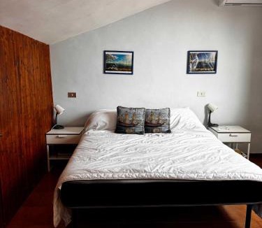 Quercianella Apartment | Beachside Apartment in Villa