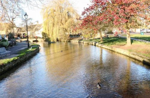 Little Rissington House | Bears Court