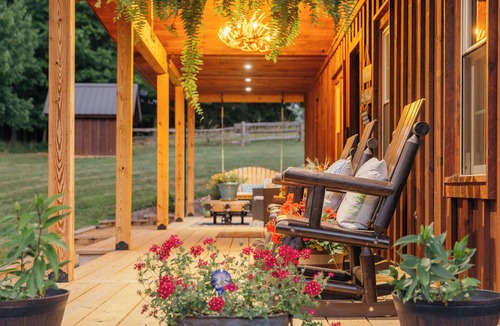 Sparta Cabin | Beautiful 2-bedroom cabin near Sparta and the Blue Ridge Parkway