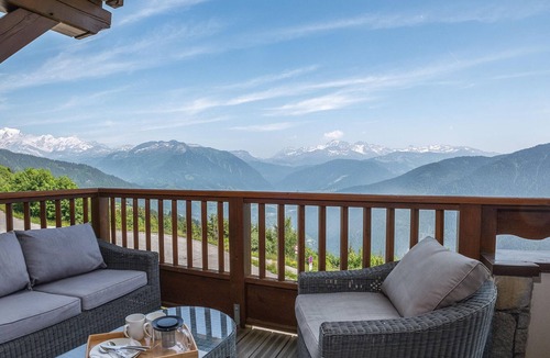 Bisanne 1500 Apartment | Beautiful apartment in Bisanne 1500 with parking for 6 people