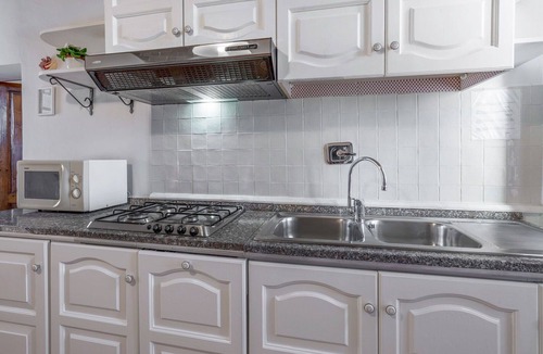 San Macario In Monte Apartment | Beautiful apartment for 4 guests with WIFI, pool, TV and panoramic view, close to San Gimignano
