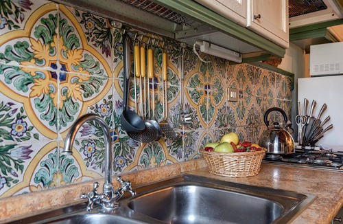 Bucine Apartment | Beautiful apartment for 4 people with A/C, WIFI, pool, TV, patio and panoramic view