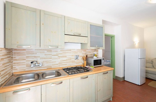 Montebonello Apartment | Beautiful apartment for 4 people with A/C, WIFI, pool, TV, pets allowed and panoramic view