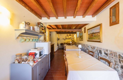 Montebonello Apartment | Beautiful apartment for 4 people with A/C, WIFI, pool, TV, pets allowed and panoramic view