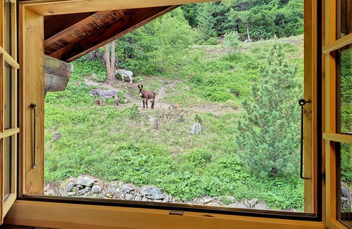 Arolla Apartment | Beautiful apartment for 8 people with WIFI, TV, balcony, pets allowed and panoramic view