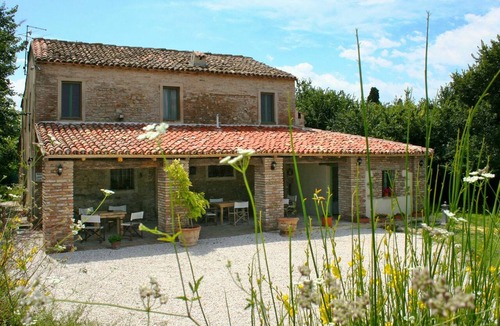 Granarola Apartment | Beautiful apartment for 2 guests with A/C, pool, WIFI, TV, patio and pets allowed
