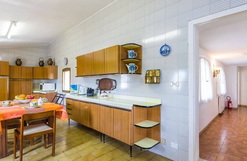 Crespina Villa | Beautiful apartment in villa for 18 guests with WIFI, private pool, TV, terrace and pets allowed