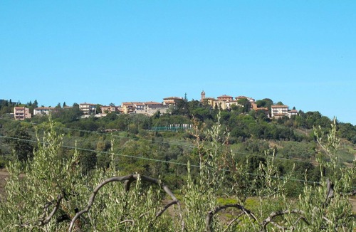Sughera Villa | Beautiful apartment in villa for 10 guests with WIFI, pool, TV, terrace, pets allowed and parking