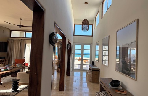 La Ribera Villa | Beautiful Beach front Villa