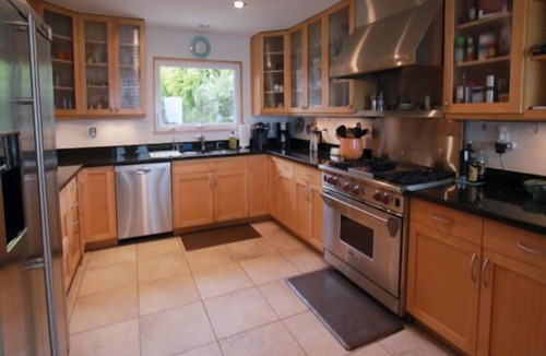 Faria Beach House | Beautiful Beachfront Faria Beach/Pitas Point Home. Close to Mondo's.