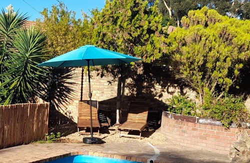 Somerset West House | Beautiful double story house with ocean and mountain views.