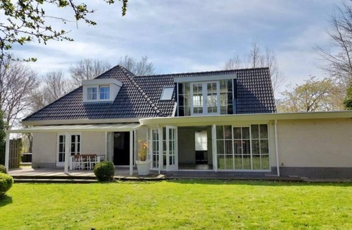Schoorl House | Beautiful group home in Schoorl, close to the forest, beach
