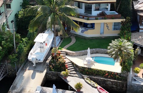 Vila Velha House | Beautiful house in Vila Velha on the water