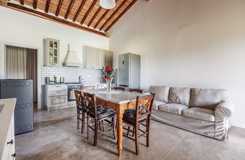Colle di Val d'Elsa Villa | Beautiful private villa with private pool, A/C, WIFI, TV and pets allowed, close to San Gimignano