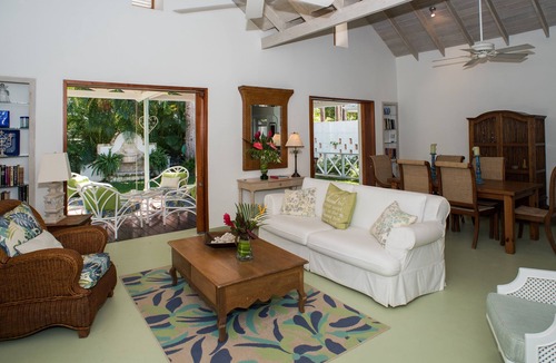 Porters House | Beautiful Large Villa Des Anges Cottage steps to Beach AC WiFI private gardens