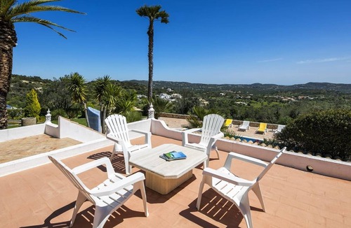 Concelho Villa | Beautiful Loule Villa | Villa Quinta Tropical | Private Pool | Air conditioning