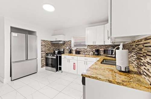 Sailboat Bend House | Beautiful Modern Home in Downtown Fort Lauderdale