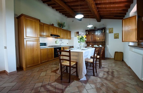 Lisciano Niccone Villa | Beautiful private villa with A/C, private pool, WIFI, TV, terrace, panoramic view, close to Cortona