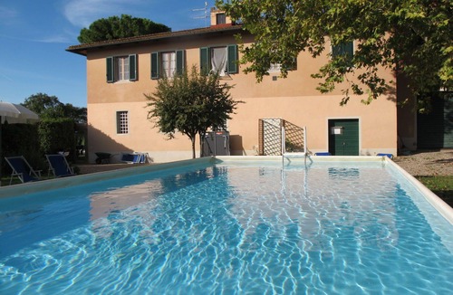 San Miniato Basso House | Beautiful private villa for 13 people with WIFI, private pool, TV, patio and pets allowed