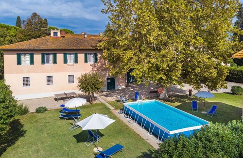 San Miniato Basso House | Beautiful private villa for 13 people with WIFI, private pool, TV, patio and pets allowed