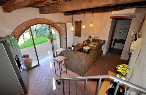 Montegonzi Villa | Beautiful private villa for 10 guests with WIFI, private pool, A/C, TV, veranda and panoramic view