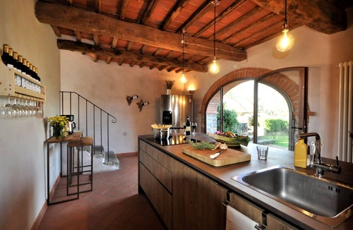 Montegonzi Villa | Beautiful private villa for 10 guests with WIFI, private pool, A/C, TV, veranda and panoramic view